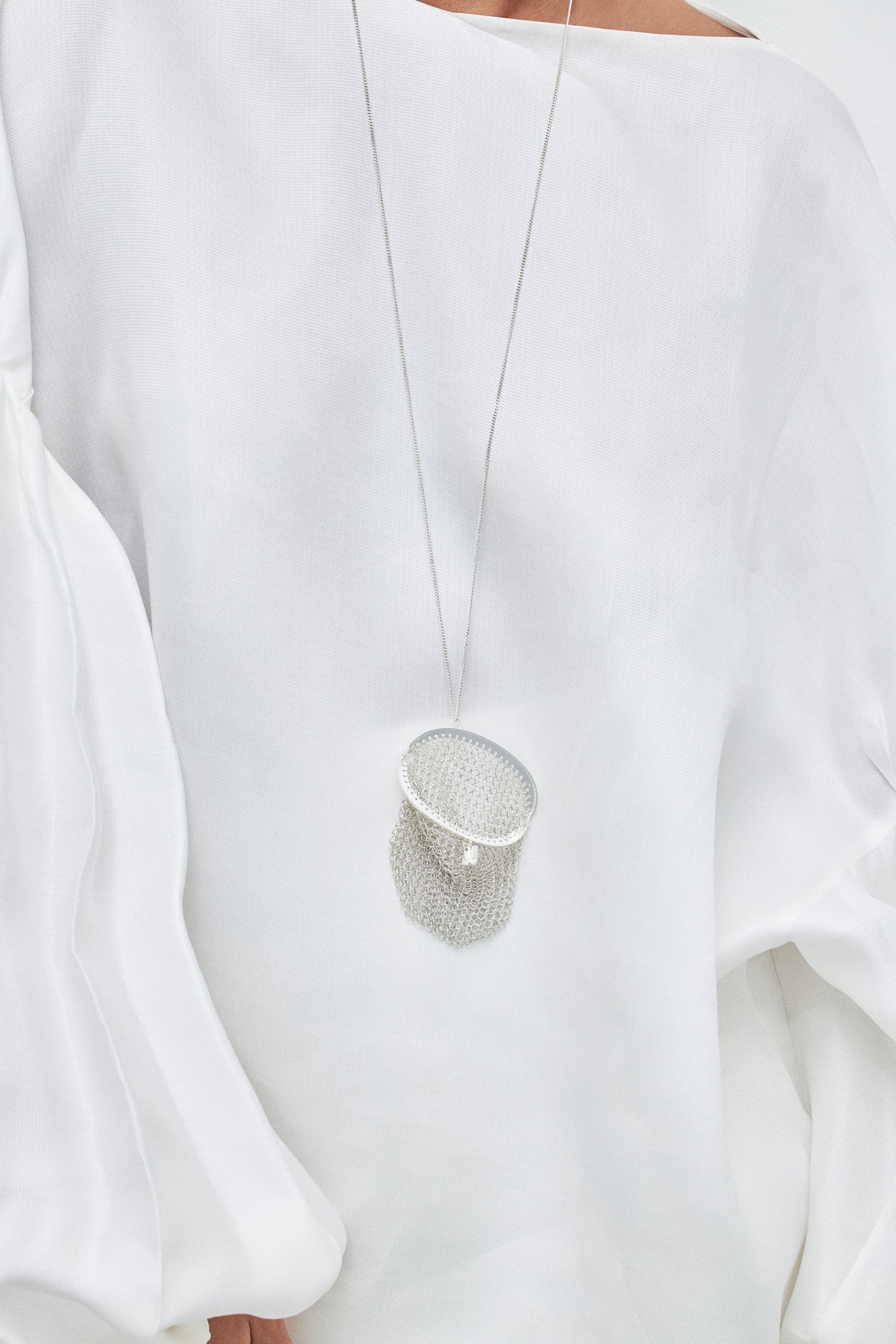 mesh wallet necklace