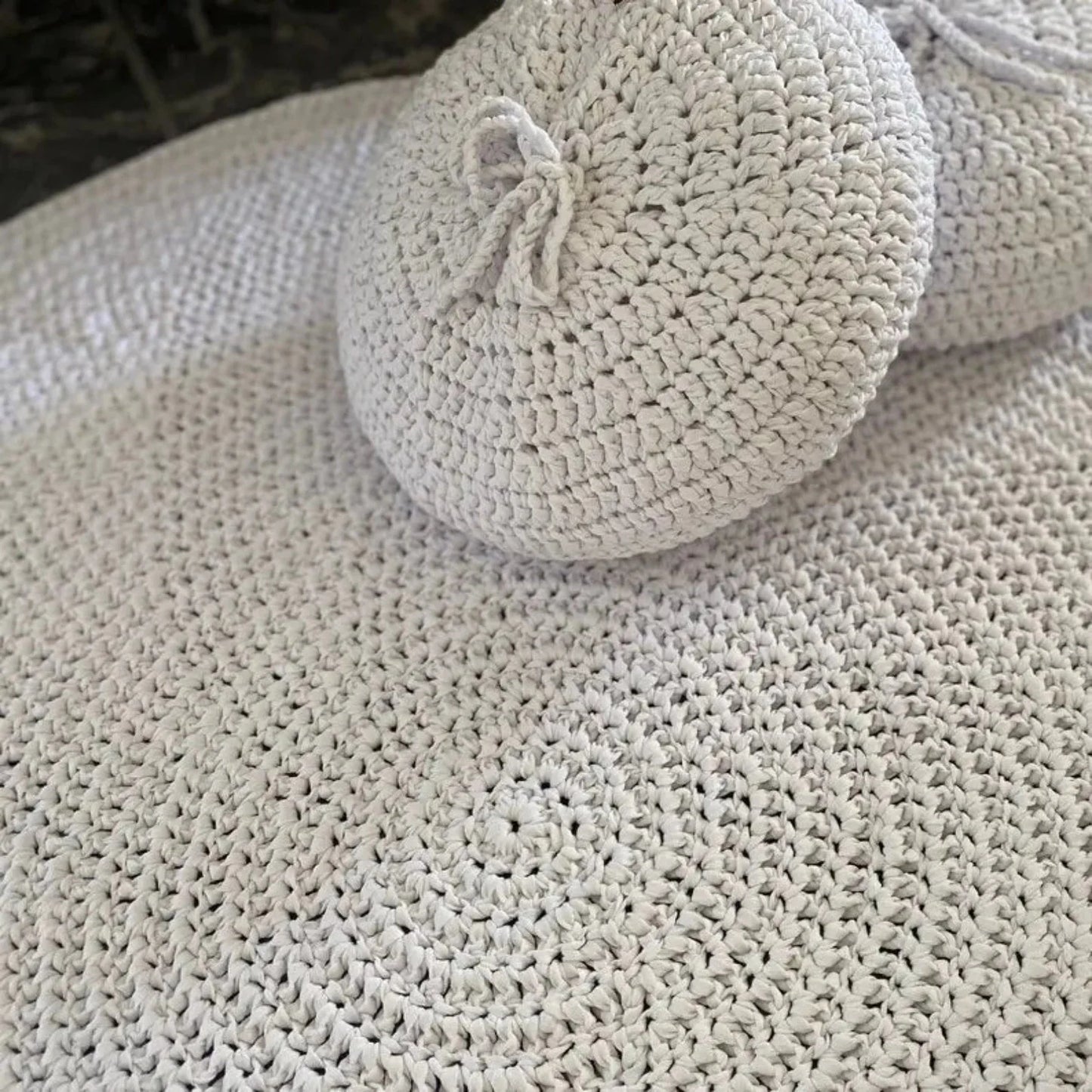 Round Crochet Rug | White