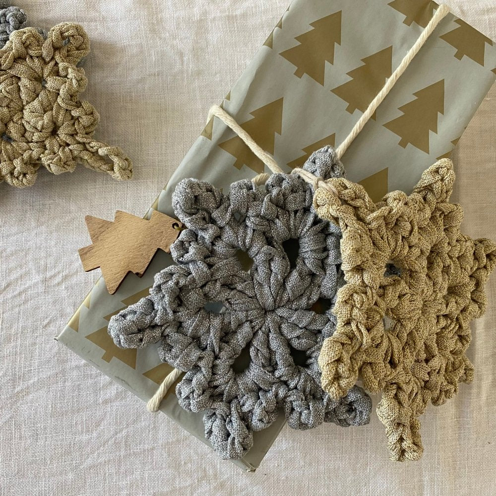 Silver Crochet Snowflake Christmas Ornament Set